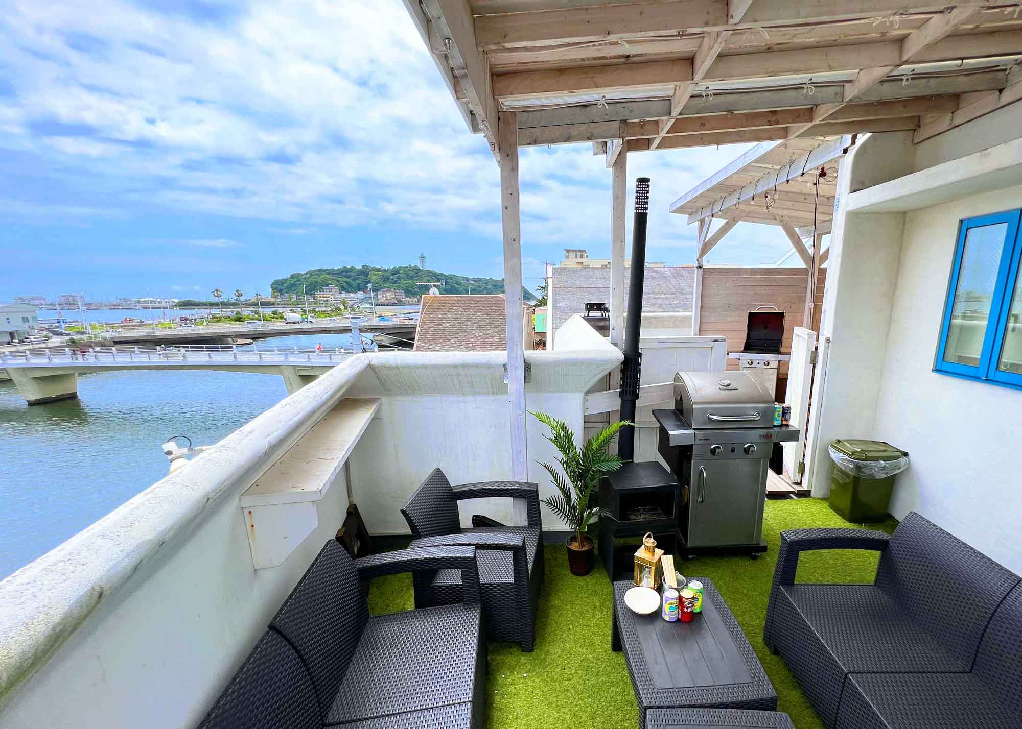 ヘミングウェイ江ノ島リバーサイド