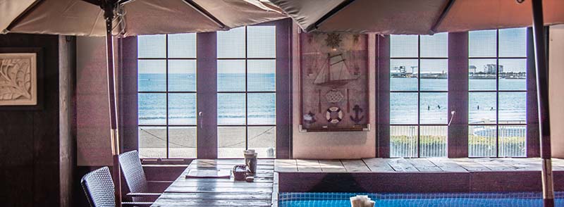 ヘミングウェイ本店