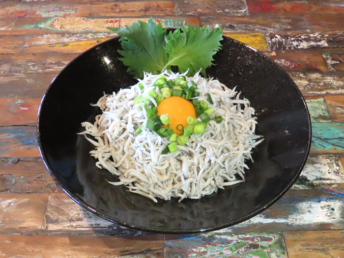 釜揚げしらす丼