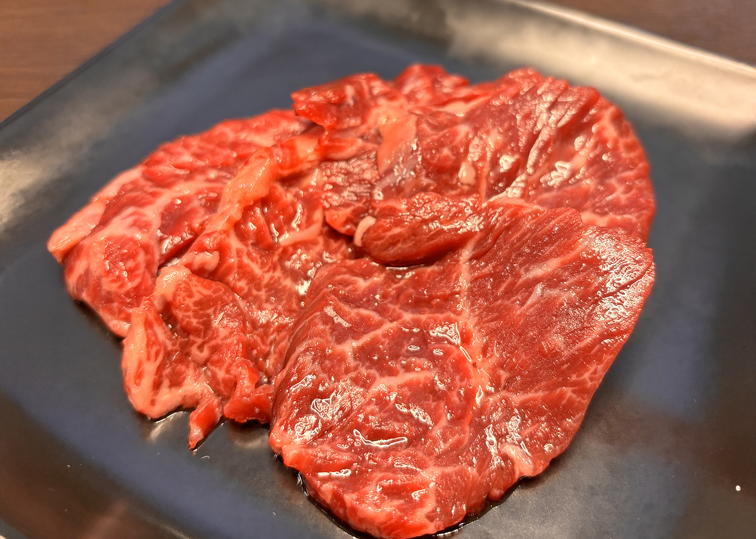 HAYA江ノ島店が提供する和牛盛り合わせランチ