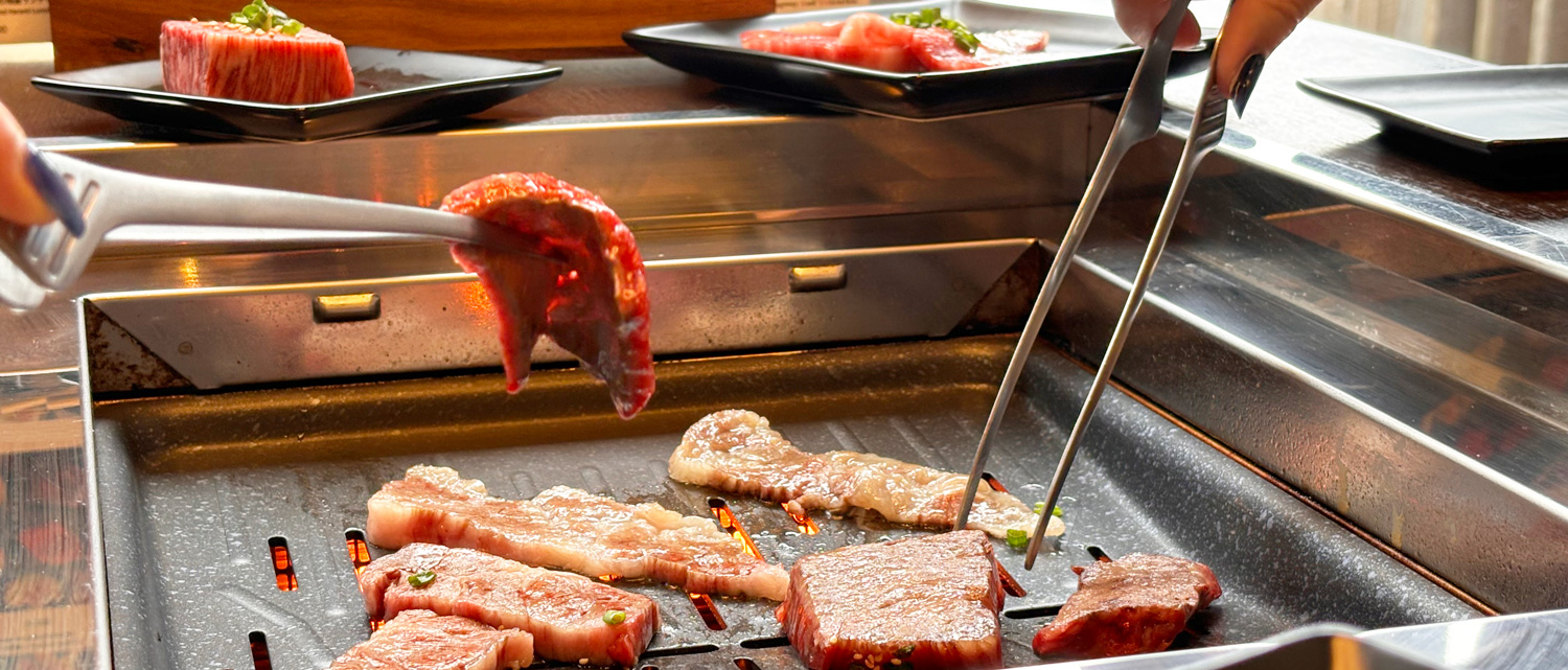 HAYA江ノ島店焼肉風景