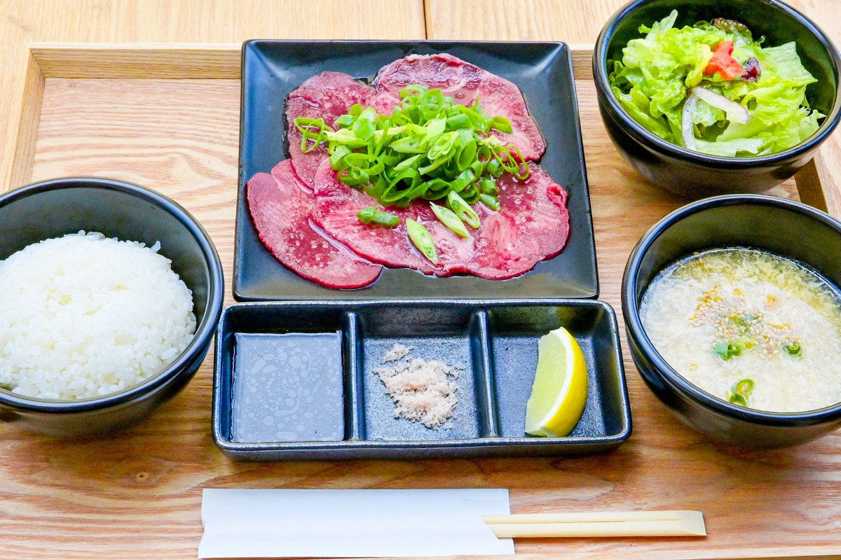 HAYA江ノ島店のネギタン塩ランチ